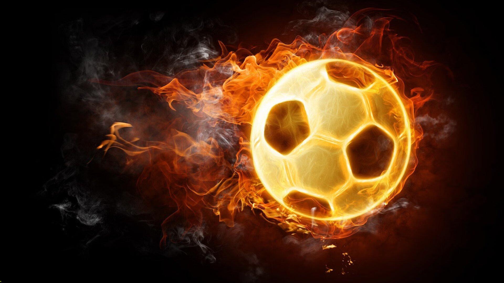 裁判争议再起！VAR判罚引发球迷激烈争论，比赛结果悬而未决